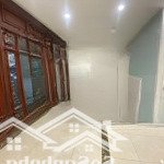 Cho thuê chung cư, tầng 1, diện tích 60m2, 1 ngủ, 1 khách, 1wc