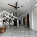 Bán nhà 3 tầng mới đẹp, full nội thất gắn tường tại tk19 minh đức, gần siêu thị go