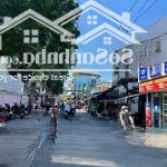 Mt thống nhất, p.11, gv - dt: 5.8m x 23m ( nở hậu 6.3m ). c4 - hđt: 20 triệu/tháng. gía:13 tỷ tl