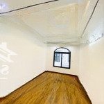 Nhà đẹp hoàng mai - mặt ngõ thông - gara ô tô - thang máy - full công năng