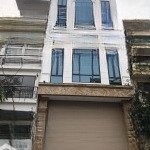 Cho thuê mặt phố mễ trì thượng . dt : 70 m * 7 tầng. mt : 5 m. thông sàn , thang máy.giá 40 triệu