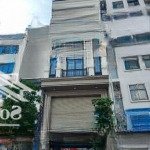 Chính chủ bán căn tòa 10 tầng lô góc 3 mặt phố trần thái tông, vị trí trung tâm quận cầu giấy.