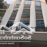 Cho thuê nhà phân lô tại trung yên 11 . dt : 120 m * 5 tầng . mt : 6 m. chia phòng . thang máy.