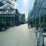 Bán gấp nhà p10,q11, 63m2 ,hẻm xe hơi,tại lạc long quân, sổ hồng riêng, hoàn công đủ,giá 6,7 tỷ