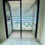 Cho thuê căn hộ kingdom , 2pn, 2wc , 72m2 , nội thất cơ bản , giá : 18 triệu / tháng , 0908435880