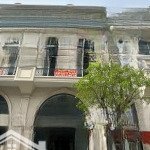 Hạ giá 4 tỷ bán gấp nhà phố đi bộ royal - vạn phúc city- giá đầu tư cam kết sinh lời