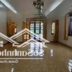 Bán nhà lô góc 2 mặt tiền phố trung kính, nguyễn chánh, trung hòa. diện tích 66m2 x 5 tầng.