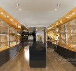 Cho thuê nhà mặt phố hai bà trưng hoàn kiếm dt 110m x 3 tầng mặt tiền 11m vị trí đẹp