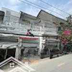 Bán nhà mặt tiền phan văn hân, p. 17- sát q.1. dt(4,5x12,6m) nở hậu 8,9m. cn:76,8m2. 3lầu. 18,5tỷtl