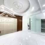 Chính chủ chuyển nhượng lại căn hộ 4n5wc mới xây độc lập tại văn cao có tháng thang máy.