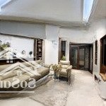 Bắt đáy! hoàng quốc việt, ô tô đỗ cửa, thang máy, gần phố, kinh doanh, an sinh đỉnh, ở luôn 54m2*6t