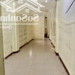 Cho thuê nhà mặt tiền đường cách mạng tháng tám, q3