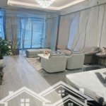 Bán căn hộ hiếm sky villa sân vườn toà nhà cao nhất việt nam landmark 81 - căn hộ hạng sang
