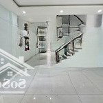 Cho thuê mặt bằng căn góc cityland 22 triệu/tháng, đã dựng vách kính riêng biệt