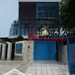 Bán căn biệt thự lô góc đẹp gói 2 mỹ gia nhà 3 tầng full nội thất.
vị trí cực hiếm 2 mặt tiền
