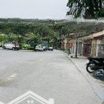 Bán đất trần thái tông - dt 100m*6m xây văn phòng - hai mặt thoáng sát cv cầu giấy