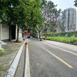 Bán biệt thự vườn đào tây hồ view công viên dt 231m mặt tiền 15m 6 tầng thang máy giá 129 tỷ.