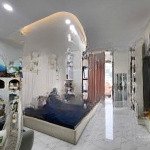 20,5 tỷ có nhà 45m2 mặt phố chùa quỳnh, 1 mặt ngõ, vỉa hè, mt 4.3m, 4 tầng