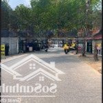 Mặt phố nguyễn hoàng tôn. không dính quy hoạch, tương lai đường 6 làn xe. nhà mặt phố, 1 mặt ngõ