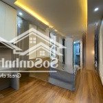 Siêu phẩm trung tâm nhà 5 tầng đẹp mới sân rộng như biệt thự - ngõ to thoáng xe đỗ thả ga - chỉ 8.9