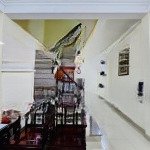 Biệt thự sân vườn, lạc long quân, dân xây, siêu thoáng, ngõ thông, ô tô, gần phố, 60m2