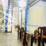 Siêu phẩm quận 12 - nhà chủ xây 3 tấm - sân đậu xe hơi - hẻm xe hơi vào nhà