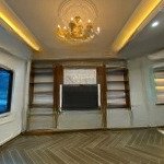 Bán nhà trung kiên tây tựu, gần trung tâm quận, gần cấp 2 minh khai, 5 tầng , oto đỗ cổng.
