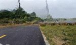 đất mt đường nhựa - phú mỹ, ngang 50m, cách chợ 1.5km. lh 0979976979