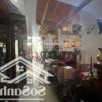 Bán nhà chính chủ một đời. khu trung tâm quận 1