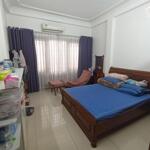 Bán nhà cổ nhuế cực hiếm, 49m2, mt4.2, mặt ngõ thông oto tránh, kd 10 tỷ hơn