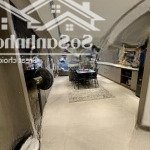 Bán nhà hoàng quốc việt, cầu giấy _ 7tầng thang máy đẹp không tì vết _ ô tô 7 chỗ ngủ trong nhà