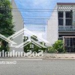 Gia đình cần bán 180m2 ( 6mx30m ) tại củ chi , giá 1,3 tỷ. sổ hồng riêng công chứng ngay.