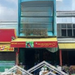 Bán gấp căn nhà ngay chợ bình chánh 5x20 đang cho thuê bán cửa hàng điện nước 20tr/tháng giá 1tỷ125