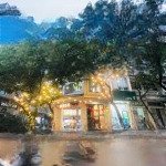 Cho thuê nhà mặt phố đường trích sài, 190m x 1 tầng mặt tiền rộng 8m giá rẻ nhất khu chỉ có 30tr