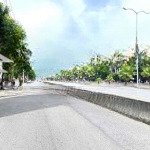Bán đất diện tích cực khủng 536m2 tặng nhà