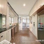Cho thuê căn hộ trần thiện chánh q10 ban công cửa sổ gần toà nhà viettel vòng xoay dân chủ hà đô