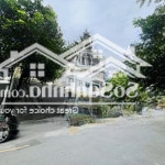 Bán nhà trịnh văn bô khu nhà ở cán bộ văn phòng trung ương đảng, view công viên dt 61m2 giá 17 tỷ