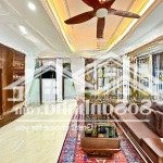Chính chủ bán nhà 68.53.30a cầu giấy, 8,2 tỷ, 34 m2, 3pn, 3wc, 6 tầng