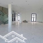 Chính chủ cho thuê nhà mặt đường làm văn phòng, trung tâm dạy học, kinh doanh
