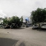Nhà đẹp 115m full nội thất, khu vực đẹp nhất hoàng thành villas - ô tô tránh - không khí thoáng mát