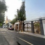 Bán nhà đường hoàng hoa thám, ngay cổng ga t3, diện tích 8x20m giá bán 26 tỷ còn tl