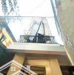 Cần bán gấp nhà dân xây , otoo đỗ cổng , view hồ dt 30m2 x 5 tầng giá 4,9 tỉ