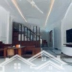 Bán siêu phẩm cực hiếm 110m2 tại văn cao, ngô quyền, hải phòng, sđcc, ô tô đỗ cửa, giá siêu tốt