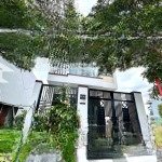 Nhà 2 tầng 1 tum tđc mỹ gia, đường 16m, đã có sổ hồng hoàn công