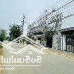 Chính chủ cần bán 400m mặt trục chính đường yên bài