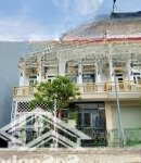 Nhà rẻ: 3 tỷ 800, nhà 1 trệt 2 lầu kdc phú hồng thịnh 8, p. bình chuẩn, thuận an