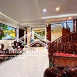 (hàng hiếm) nhà hiếm trần quốc hoàn phân lô vip, 6 tầng đẹp diện tích 60m.