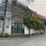 Căn góc 2 mặt tiền hẻm, nhà 2 tầng, sổ hồng vuông đẹp, thuận tiện làm văn phòng, mua ở
