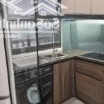Chính chủ cho thuê căn hộ 37m2 full đồ bếp,máy giặt riêng phố hồng tiến giá 6 triệu: lh 0916393862