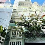 Siêu phẩm phú nhuận - 5 tầng - 60m2 - sát mặt tiền- gía siêu rẻ